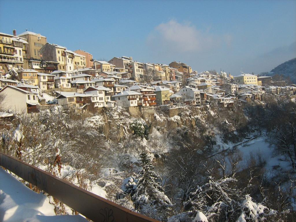 Guestrooms Ross เวลีคอเทอร์โนโว ภายนอก รูปภาพ