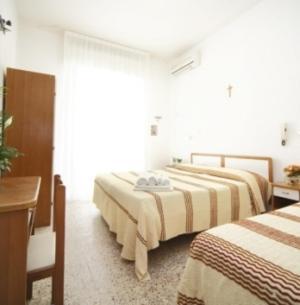 Guestrooms Ross เวลีคอเทอร์โนโว ภายนอก รูปภาพ